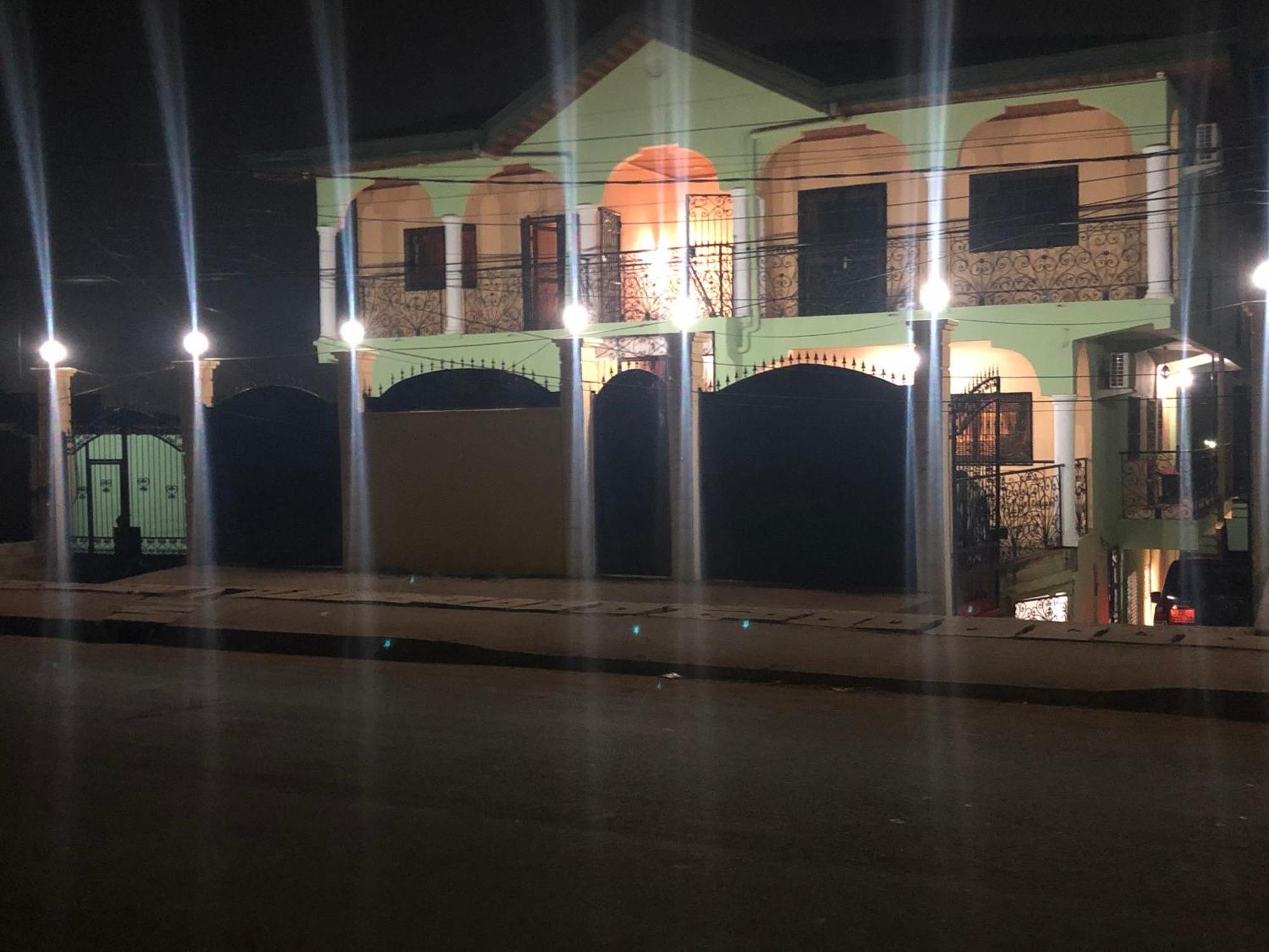 Appartement Moderne De 120M2 , Dote De Cameras De Surveying Et Situe A Maetur Nkomo, Un Quartier Residentiel Yaoundé Exterior foto