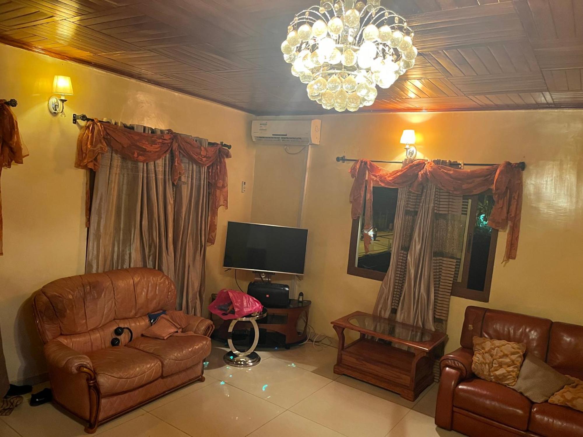 Appartement Moderne De 120M2 , Dote De Cameras De Surveying Et Situe A Maetur Nkomo, Un Quartier Residentiel Yaoundé Exterior foto
